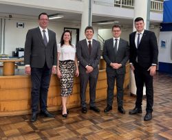OAB Joinville realiza visita institucional ao Diretor do Foro da Justi�a Federal