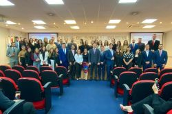 OAB Joinville entrega credenciais para 35 novos(as) advogados(as)