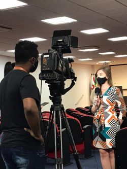 Comiss�o de Direito dos Animais da OAB Joinville realiza entrevista � NSC