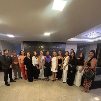 Comiss�o da Mulher Advogada da OAB Joinville promove acolhimento de novos volunt�rios do OAB Por Elas