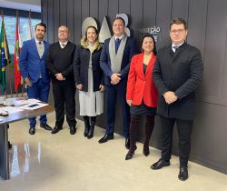 Diretoria da OAB Joinville realiza reuni�o ordin�ria mensal e reuni�o em conjunto com os coordenadores