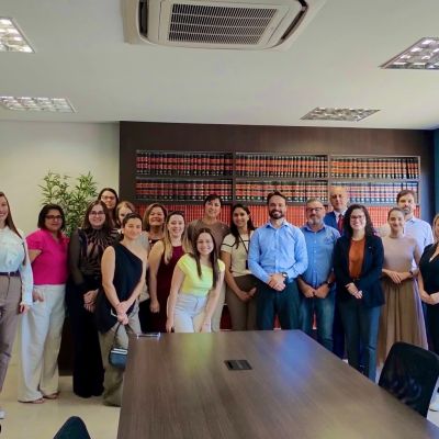 Comiss�o de Direito Imobili�rio realiza reuni�o mensal ordin�ria