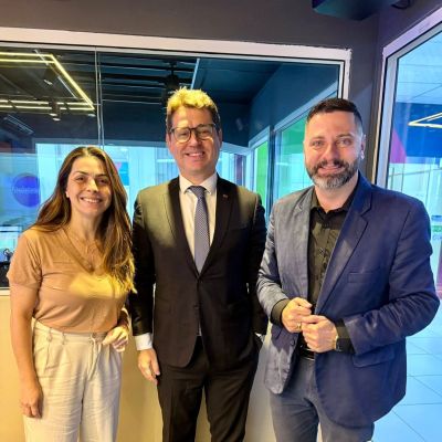 Comiss�o Especial de Enfrentamento ao Golpe do Falso Advogado orienta popula��o em entrevista � R�dio NDFM