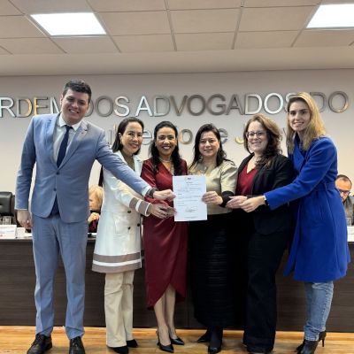 OAB Joinville nomeia presidente da Comiss�o OAB Por Elas