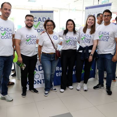 OAB Joinville participa de a��o de conscientiza��o na 22� Festa do Trabalhador pelo movimento Cada Voto Conta