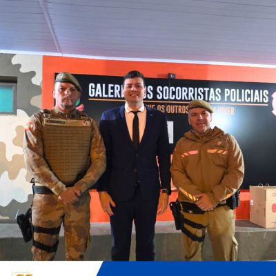 OAB Joinville prestigia solenidade de formatura do Curso de Forma��o de Socorrista Policial e entrega de viatura