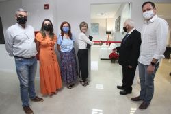 Biblioteca da OAB Joinville � inaugurada